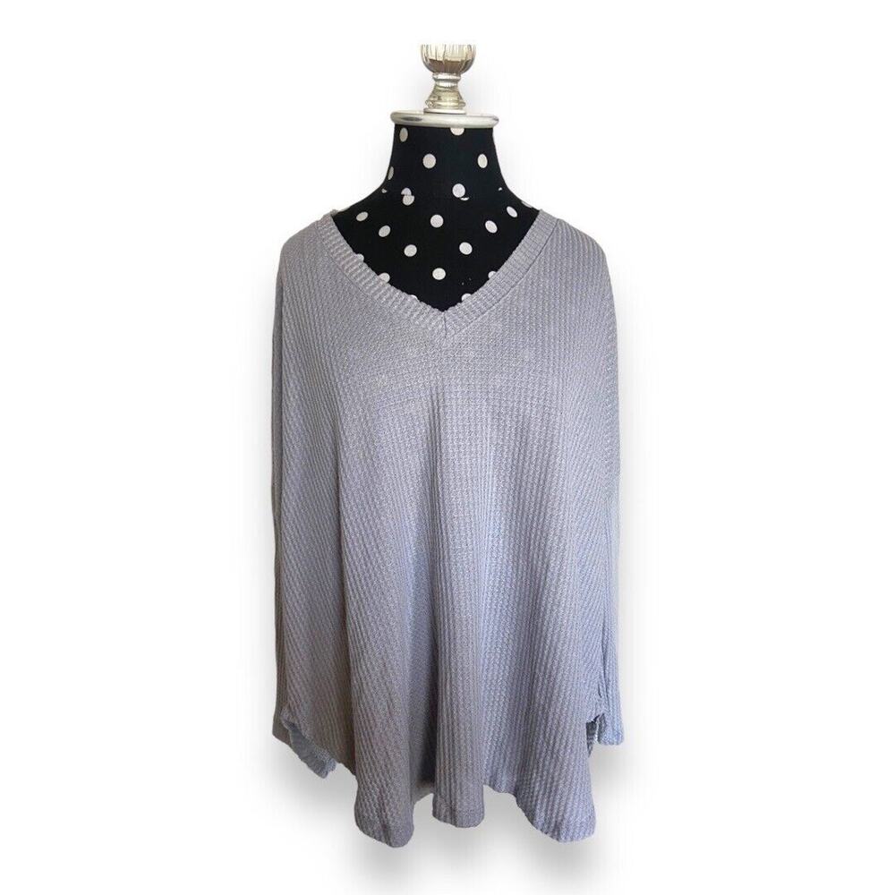 Entro Womens Top Sz S Gray Waffle Weave Soft V-Neck Raw Edges NEW